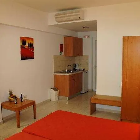 Aparthotel Lindos Nest 4*