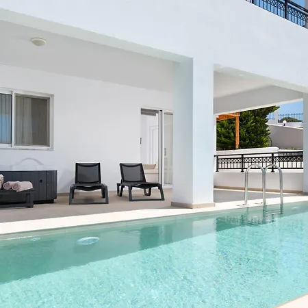 Hotel apartamentowy Lindos Nest
